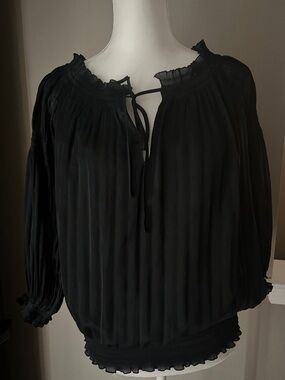 Diane Von Furstenberg Black Three-Quarter Sleeve Tie-Neck Blouse